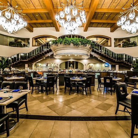 The Zuri White Sands, Goa Resort & Casino Варка Екстериор снимка