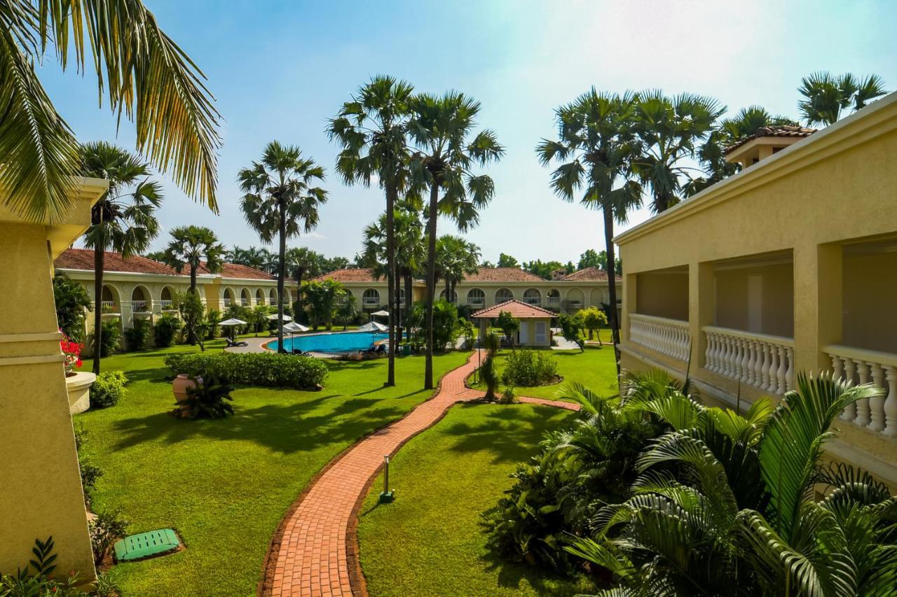 The Zuri White Sands, Goa Resort & Casino Варка Екстериор снимка
