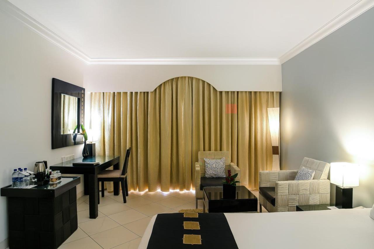 The Zuri White Sands, Goa Resort & Casino Варка Екстериор снимка